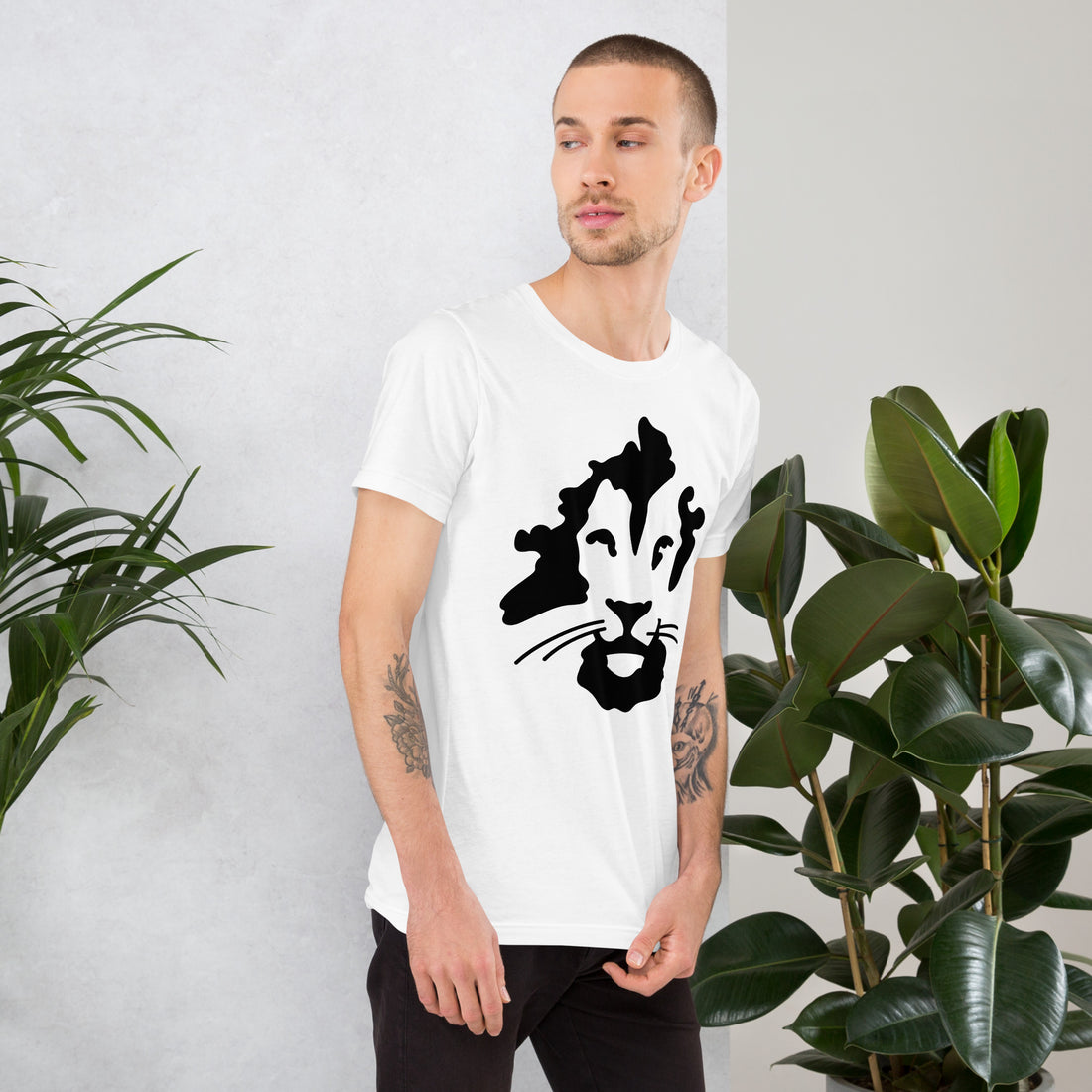 Lion T-Shirt